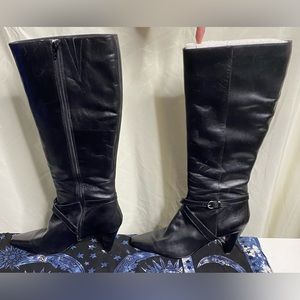 Bandolino Black Leather Boots